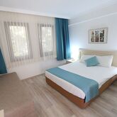 Izer Beach Hotel Picture 3