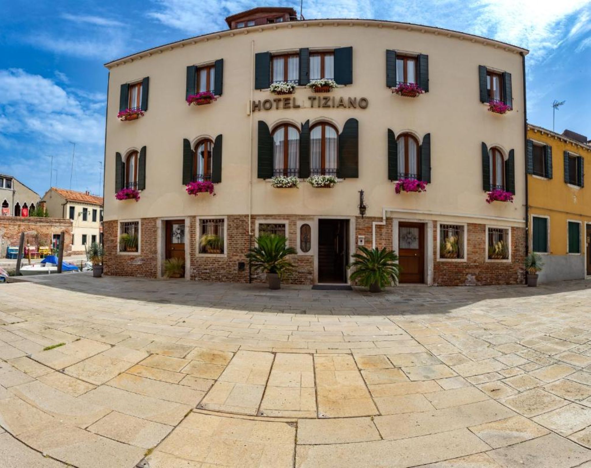 Holidays at Tiziano Hotel in Venice, Italy