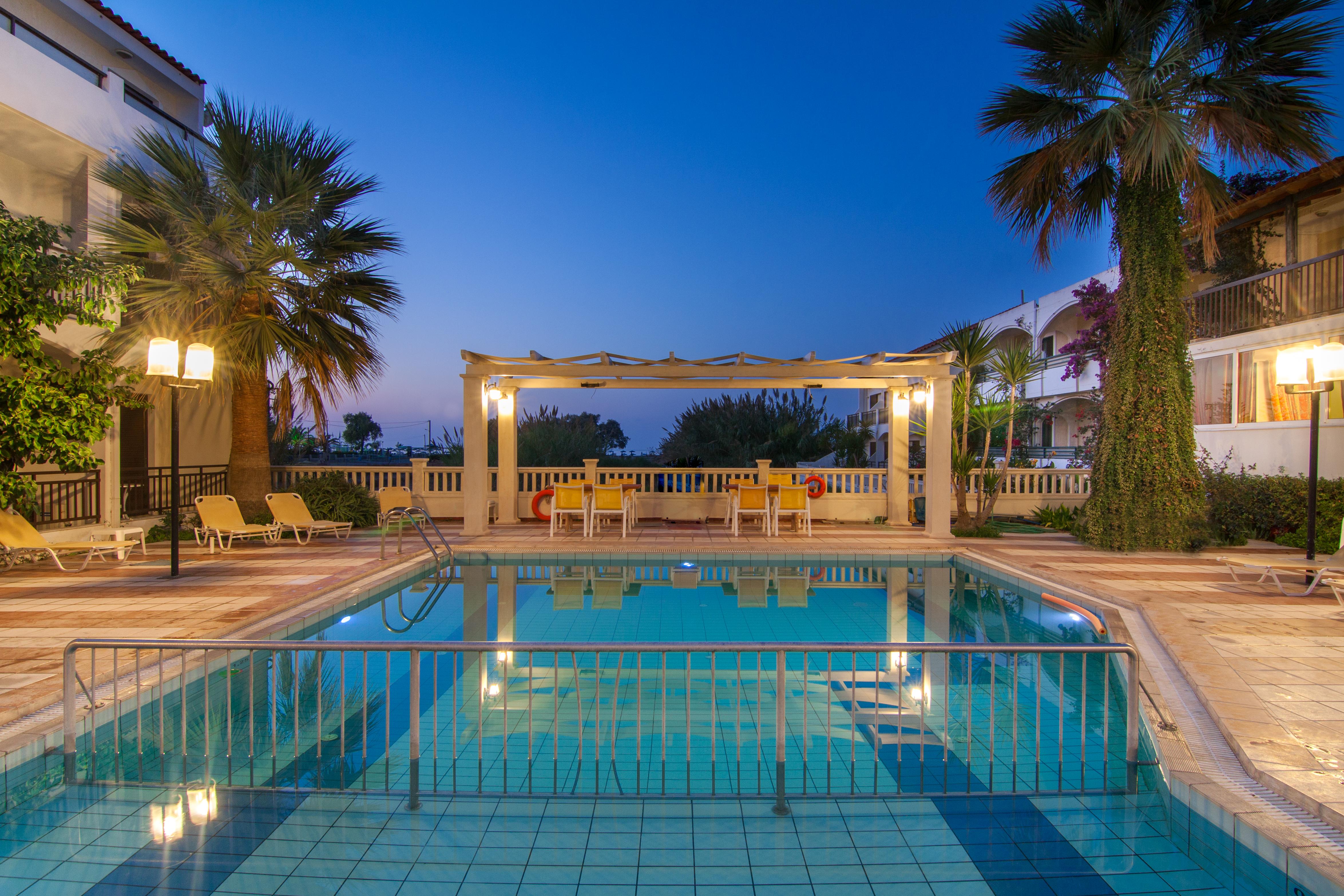 Holidays at Trefon Hotel Apartments in Platanias Rethymnon, Rethymnon