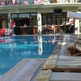 T and G Aparthotel Picture 6