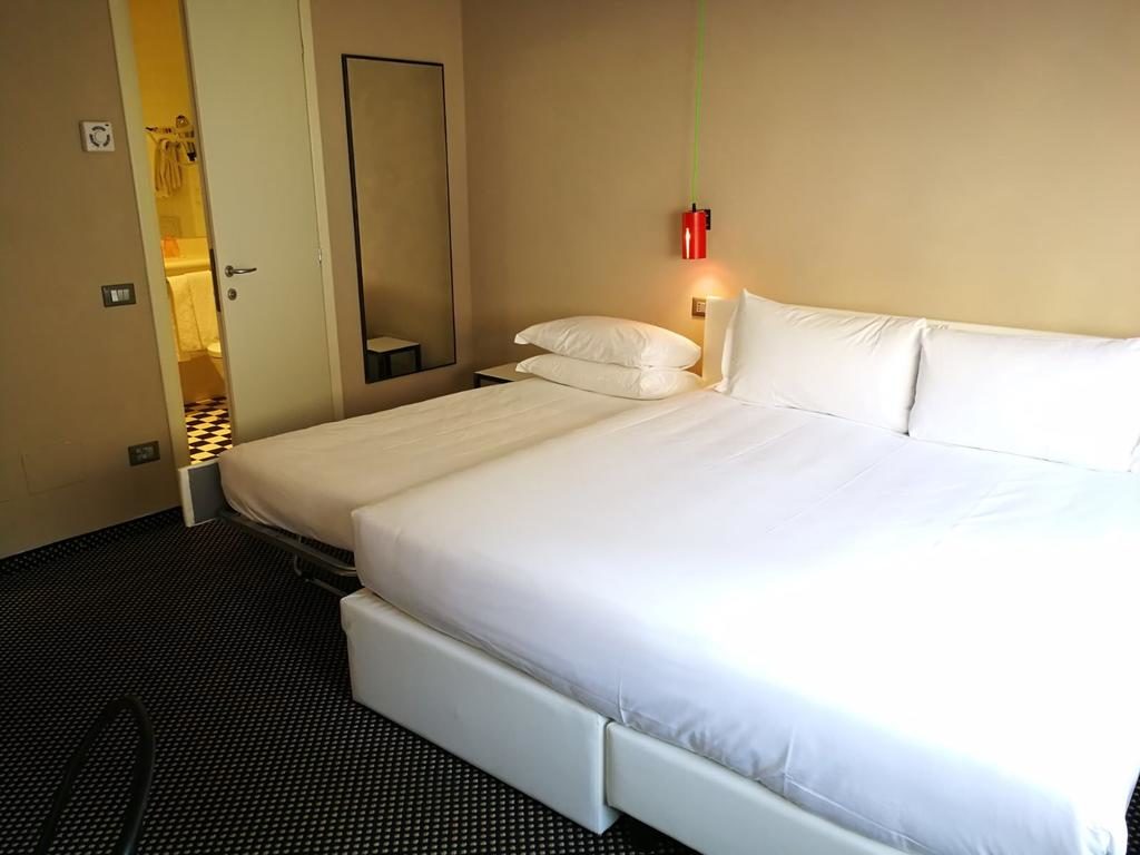 Holidays at Idea Hotel Milano Corso Genova in Milan, Italy