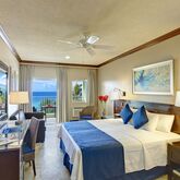 Coconut Court Beach Hotel Picture 4