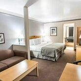 Clarion Suites Maingate Hotel Picture 6