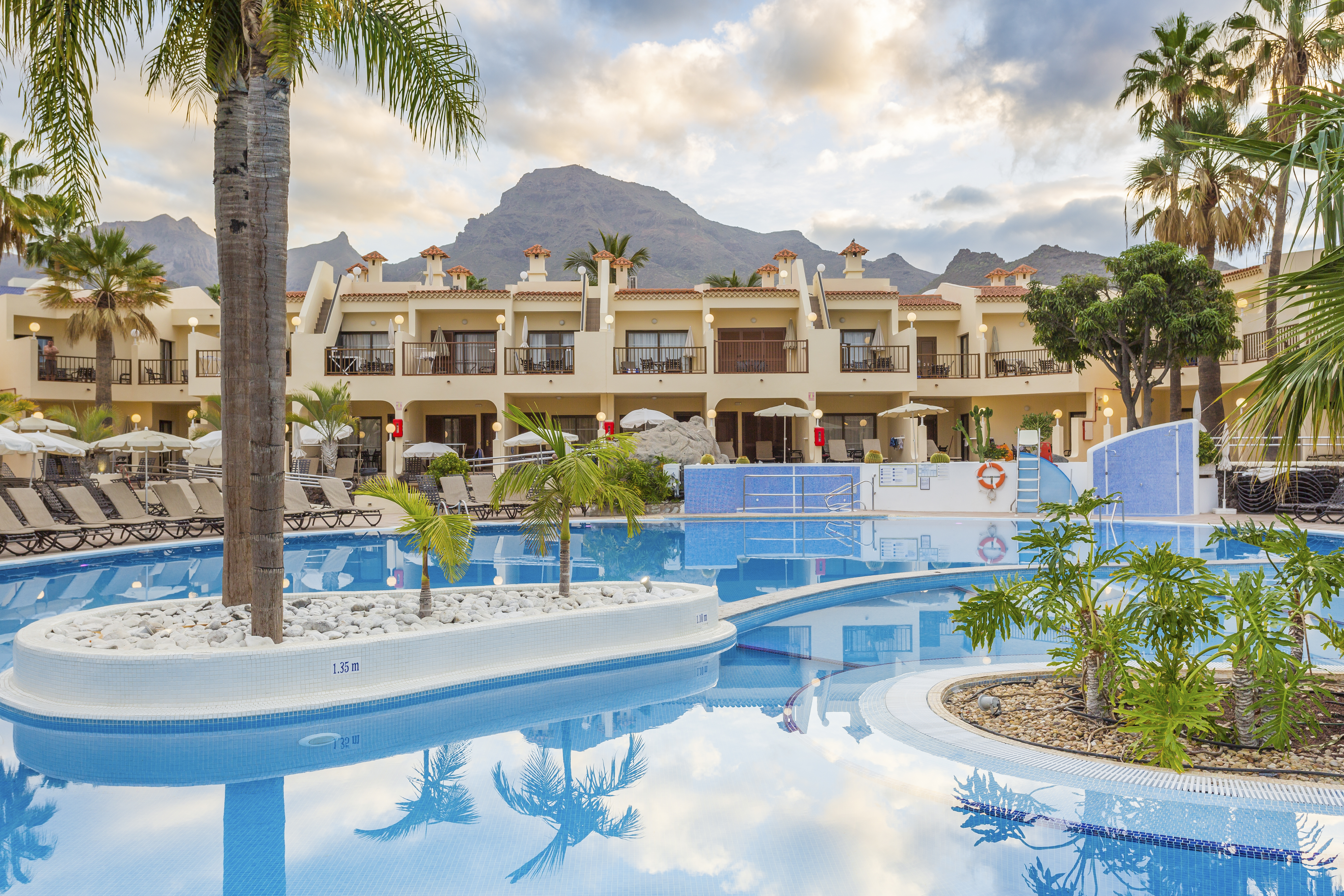Holidays at Royal Sunset Beach Club Hotel in Fanabe, Costa Adeje