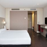 Ilunion Barcelona Hotel Picture 3