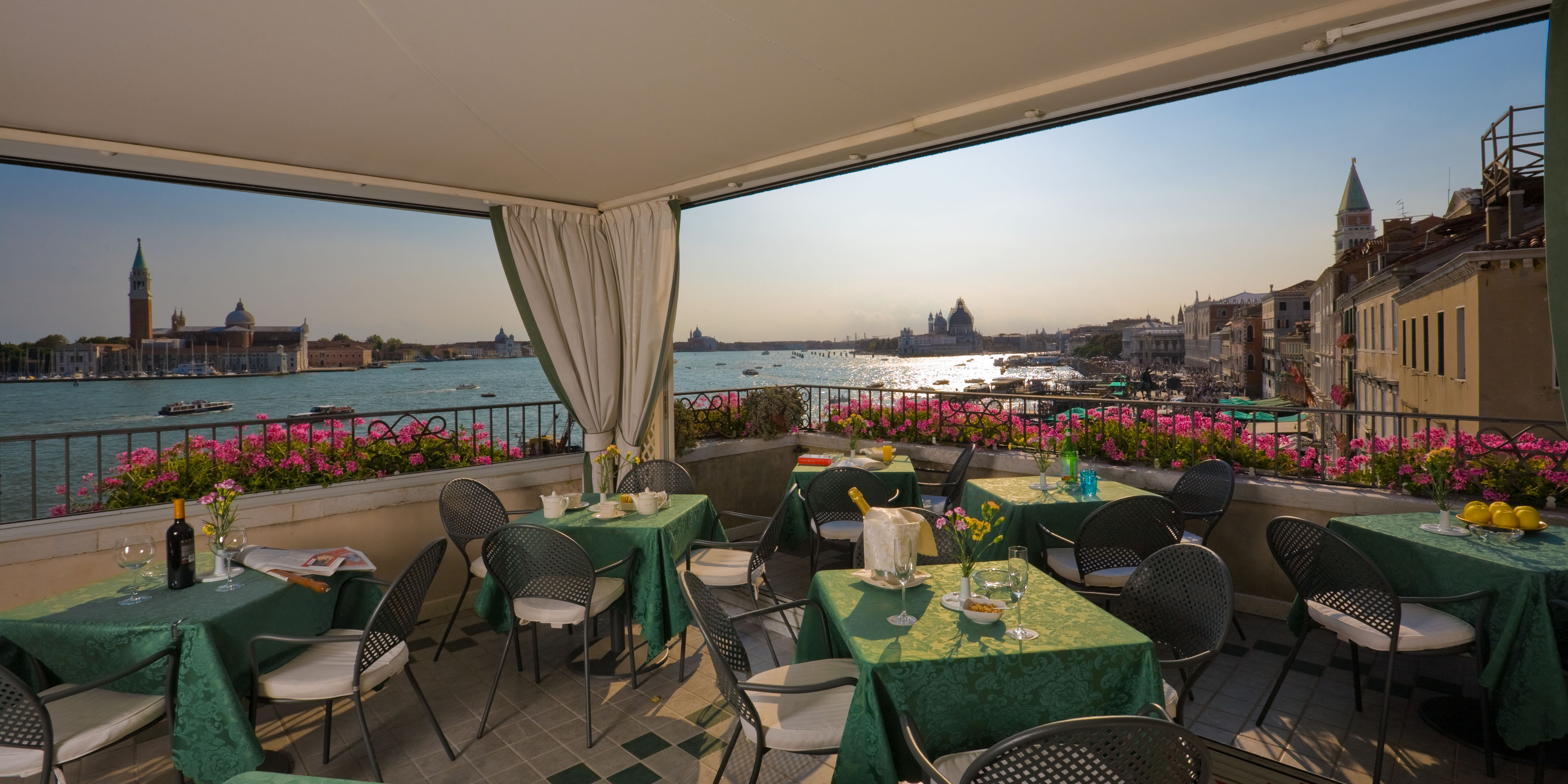 Holidays at Locanda Vivaldi Hotel in Venice, Italy