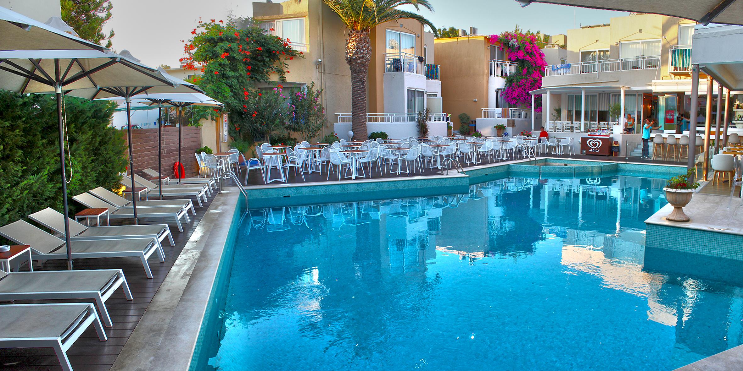 Holidays at Nefeli Hotel in Platanias Rethymnon, Rethymnon