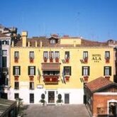 Holidays at Best Western Hotel Ala in Venice, Italy
