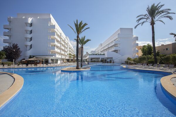 Holidays at HM Martinique Apartments in Magaluf, Majorca