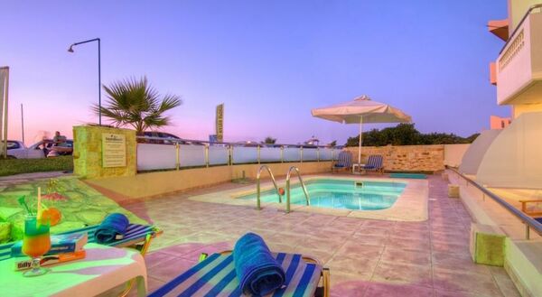 Holidays at Esperia Beach Hotel in Rethymnon, Crete