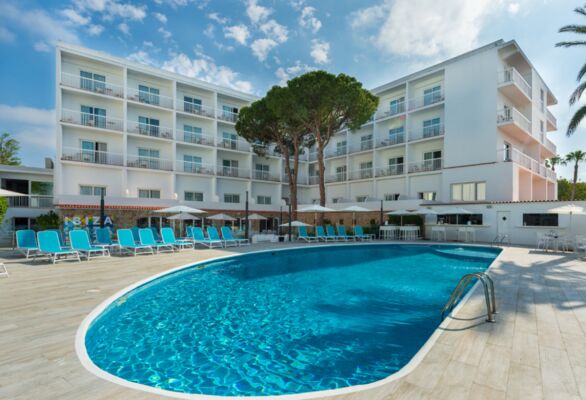 Holidays at Marco Polo I Hotel in San Antonio, Ibiza