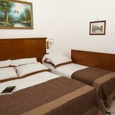 Garibaldi Hotel Picture 8
