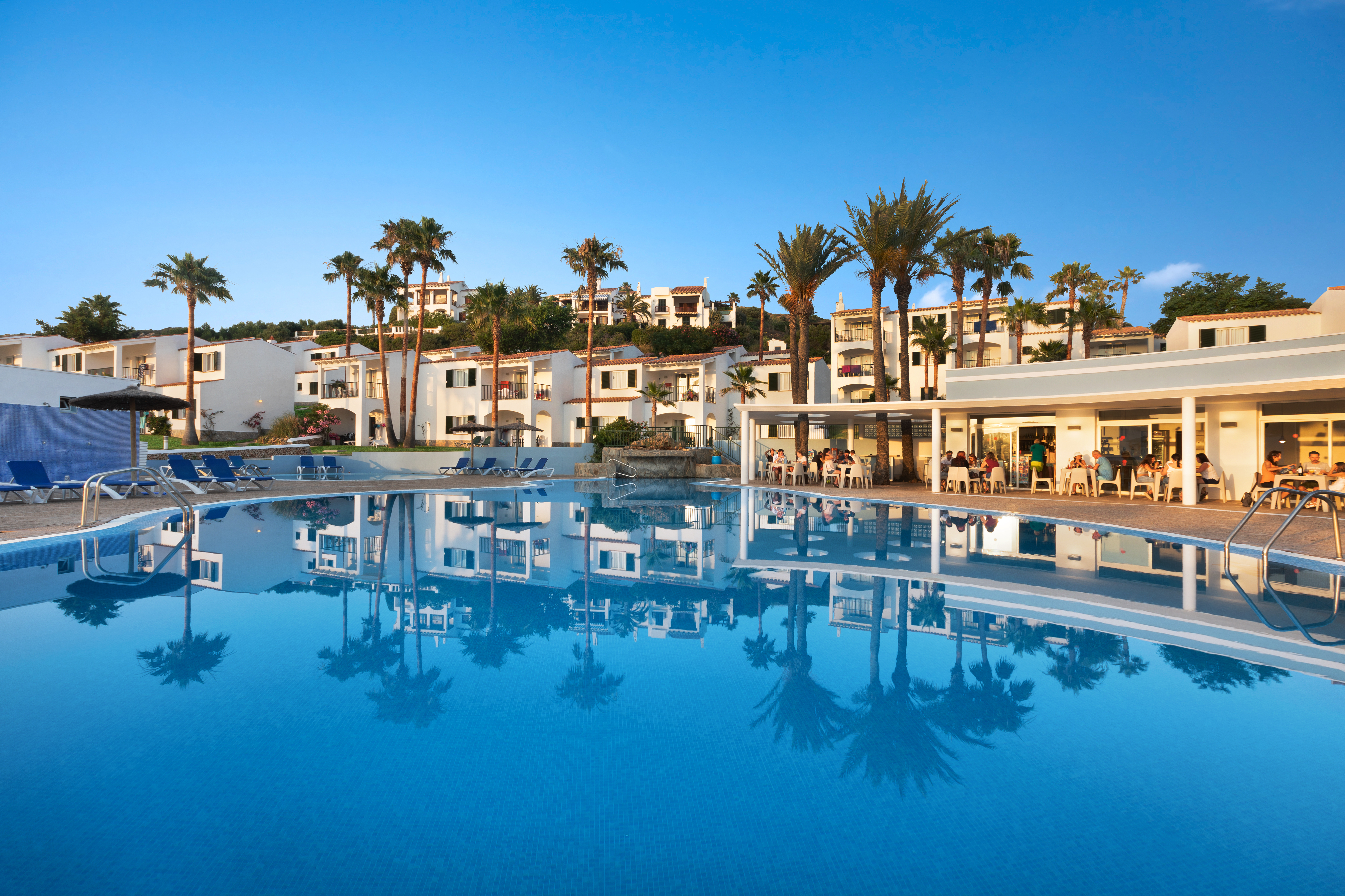 Holidays at TRH Tirant Playa Apartments in Playas de Fornells, Menorca