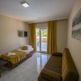 SPEEDY Apartment (ex Can Apartments) Picture 4