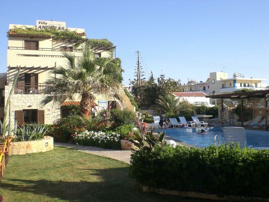 Holidays at Andreas Apartments in Kato Gouves, Chania