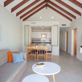 Cinco Plazas Apartments Picture 10