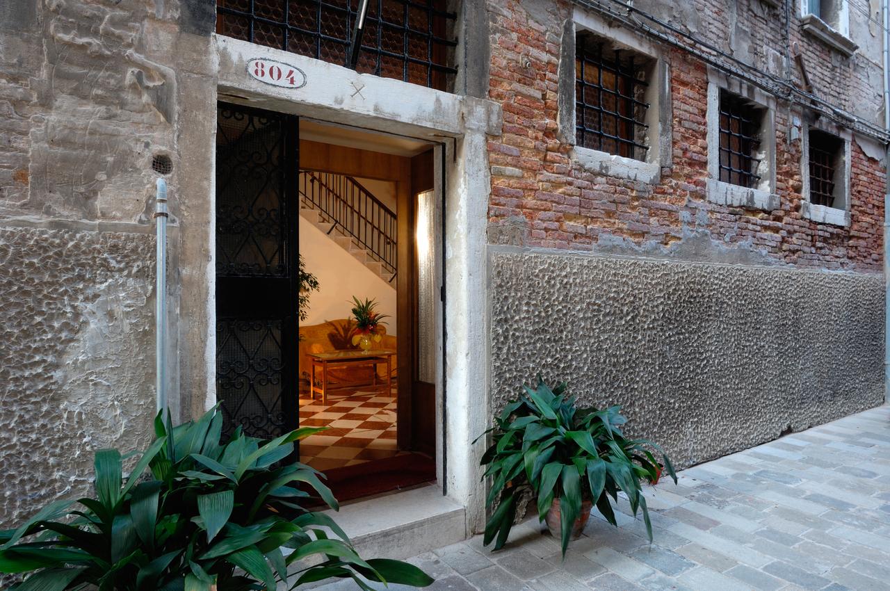 Holidays at Basilea Dependance Hotel in Venice, Italy