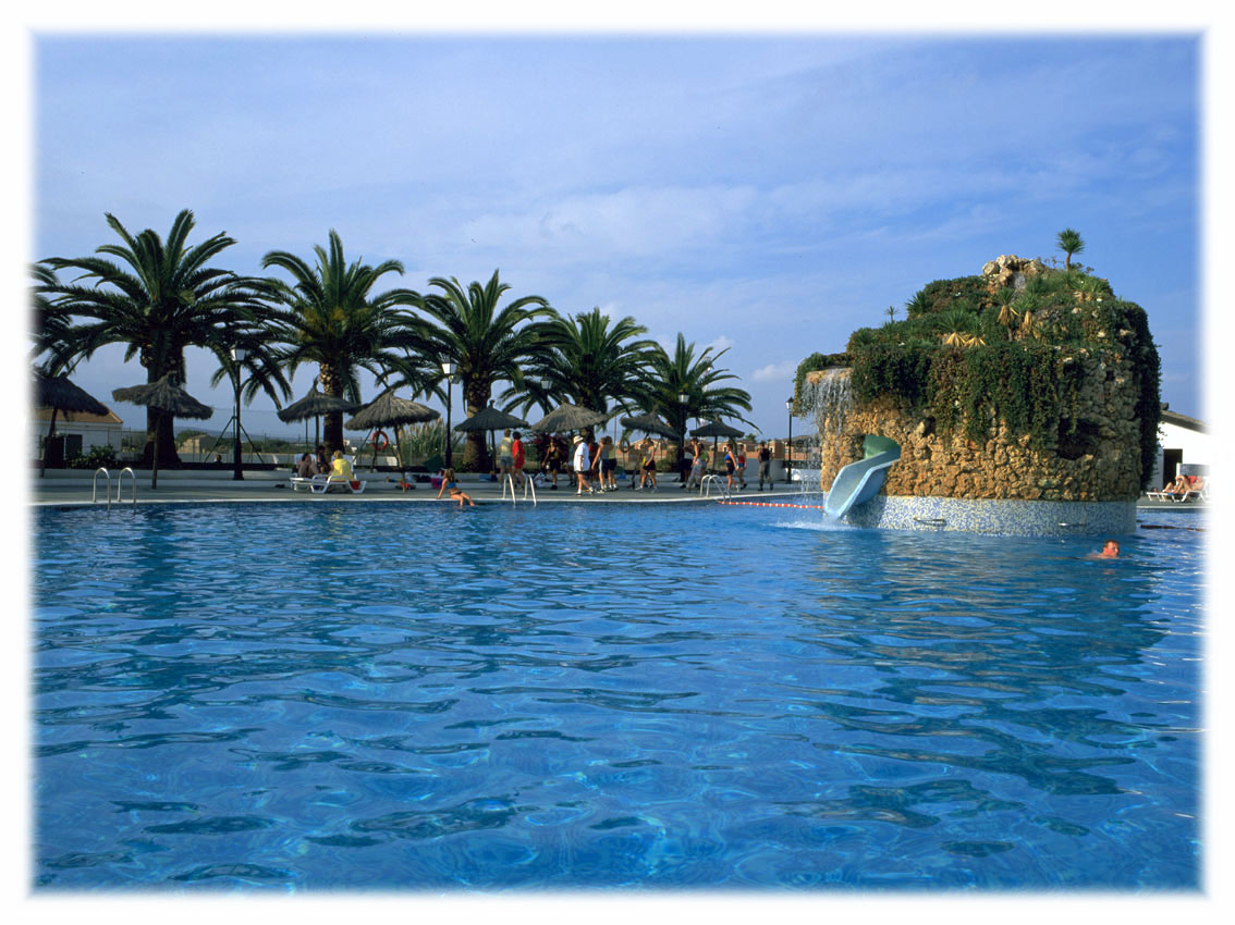 Holidays at Acuazul Hotel in Peniscola, Costa del Azahar