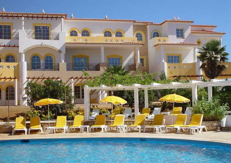 Holidays at Luz Bay Hotel in Praia da Luz, Algarve